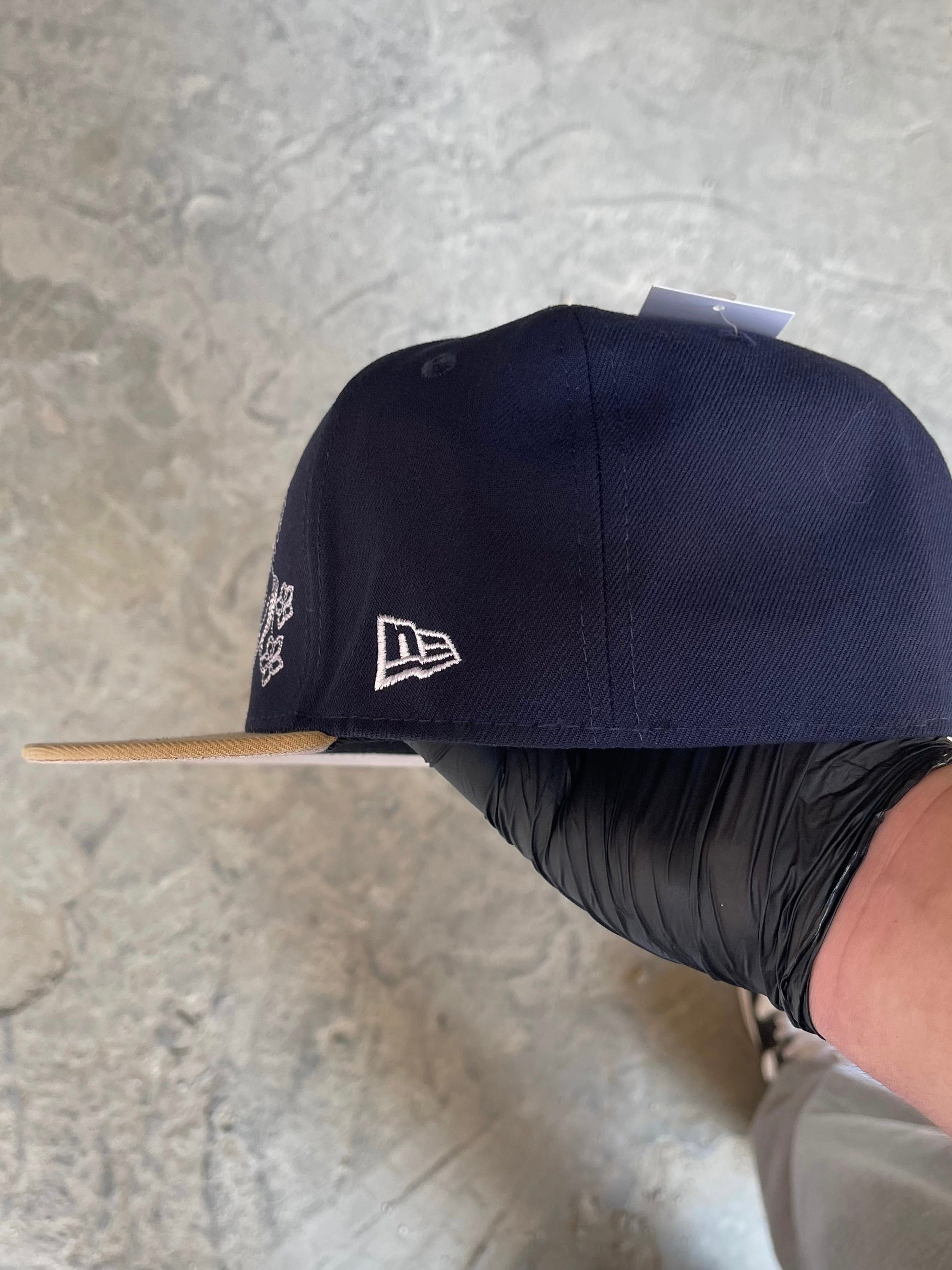 New Era New York Yankees Western
Khaki 59FIFTY Fitted Hat.