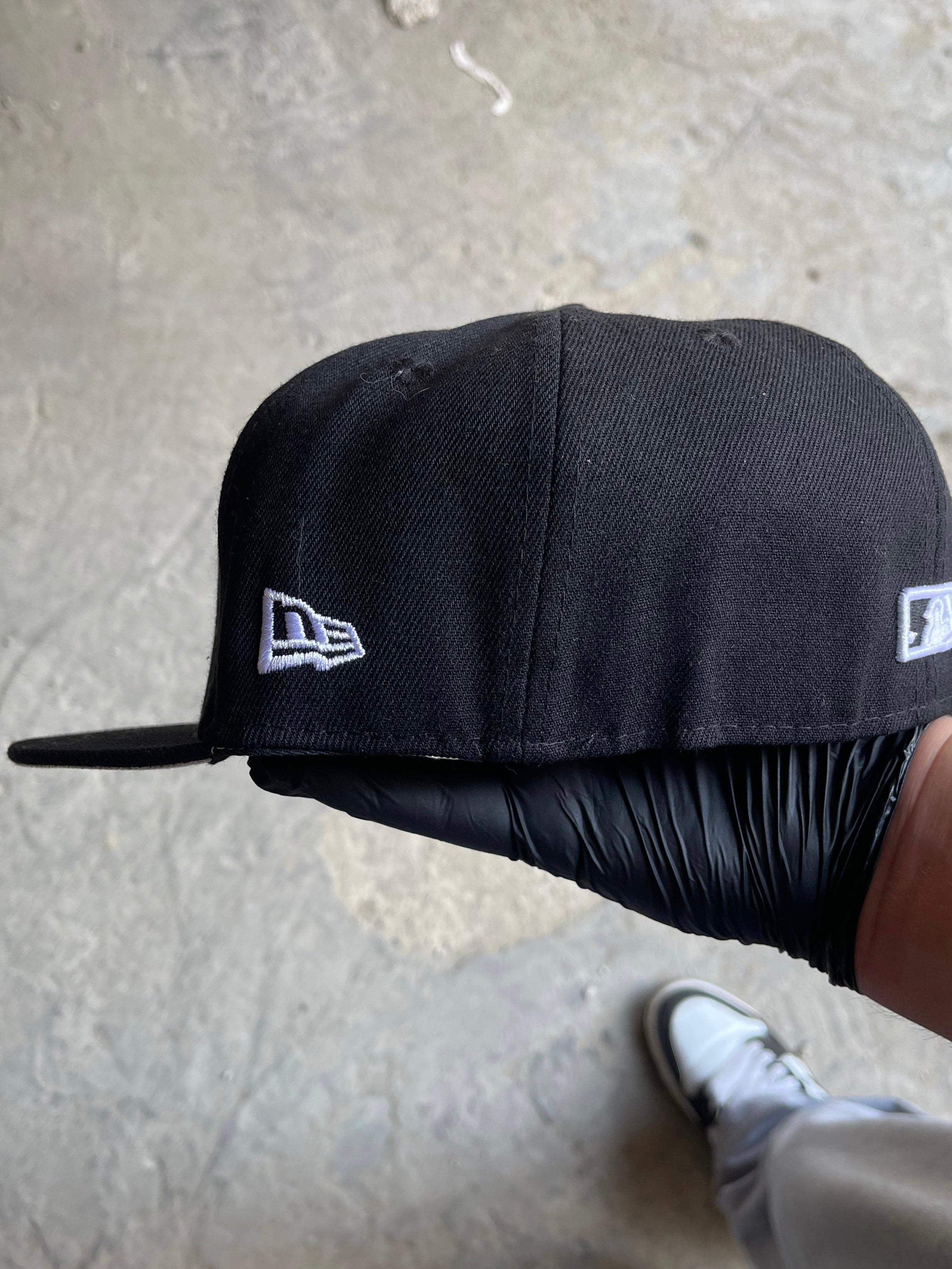 Black Chicago White Sox Cloud
Icons New Era 59Fifty Fitted 🧭