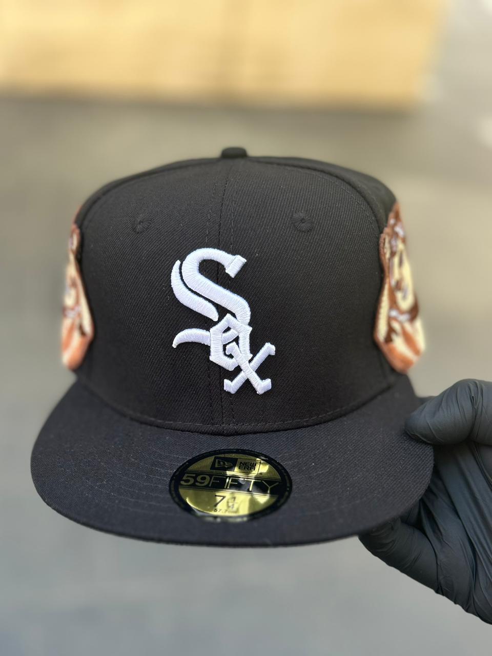 •New era Jon stan x white sox fitted cap.