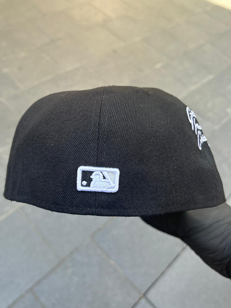 Black Chicago White Sox Cloud Icons New Era 59Fifty Fitted.