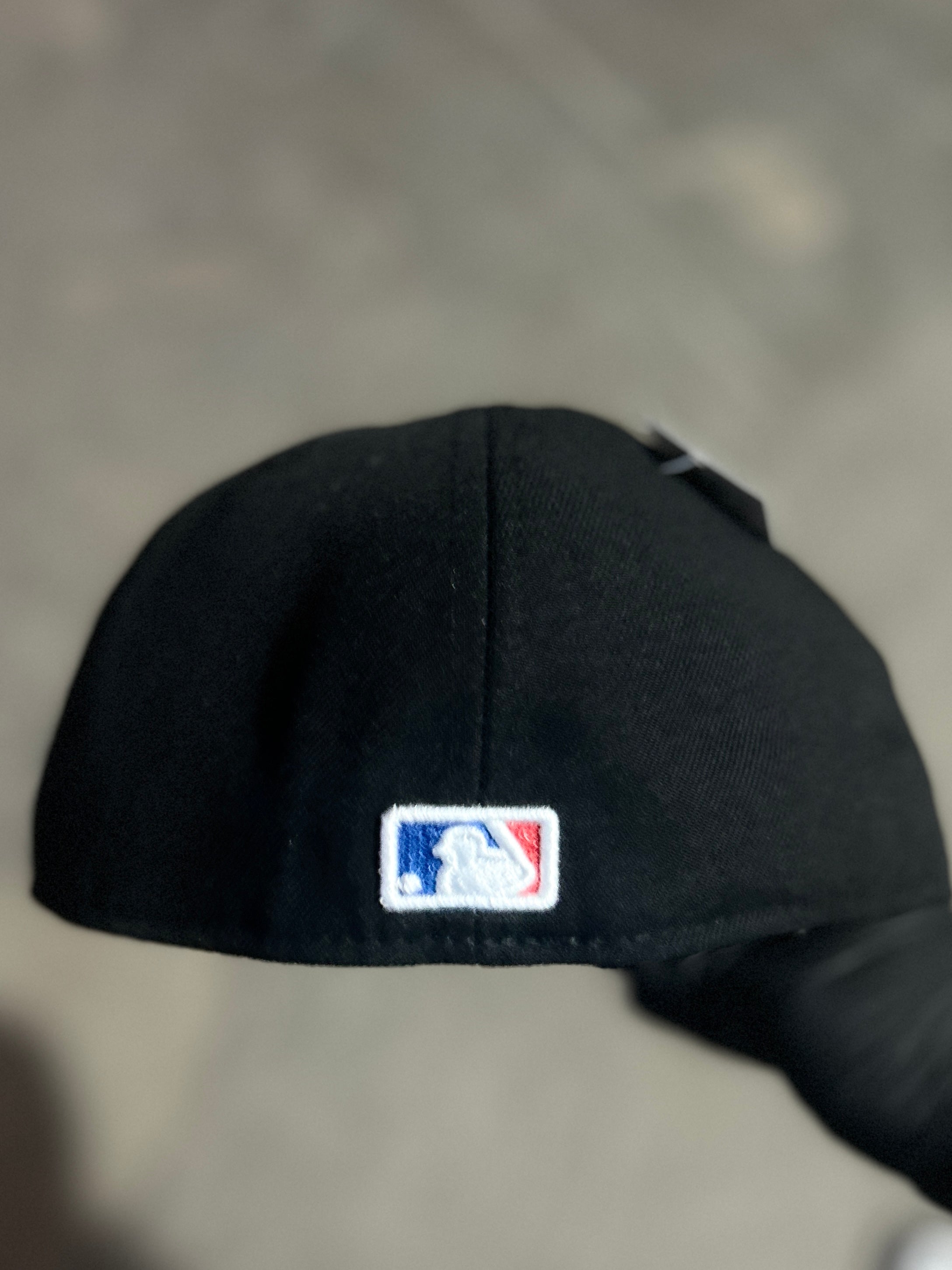 New Era 59fifty Black Los Angeles  60th Anniversary Side Patch