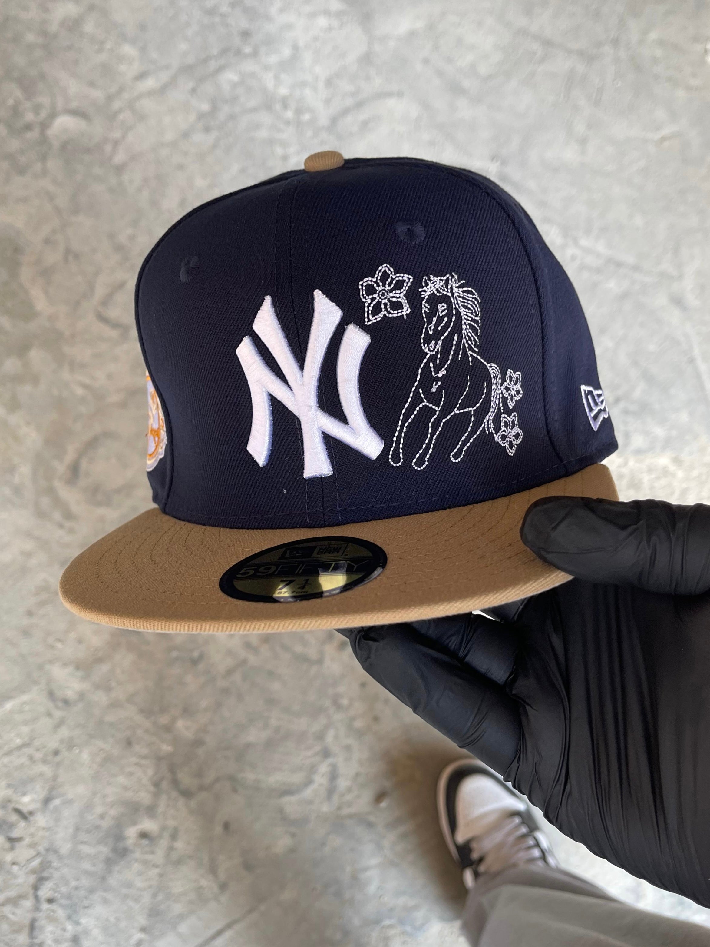 New Era New York Yankees Western
Khaki 59FIFTY Fitted Hat.