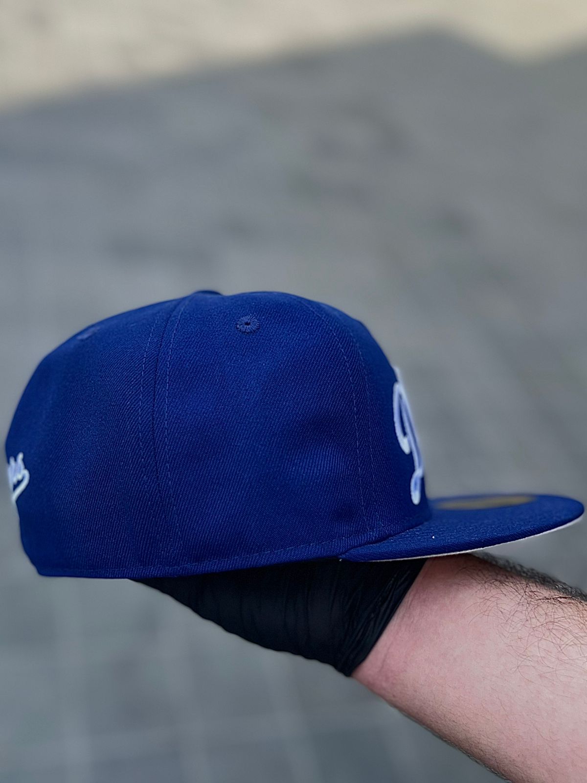 Los Angeles Dodgers New Era Overlap 59FIFTY Fitted Hat - Royal. (Fitted cap).