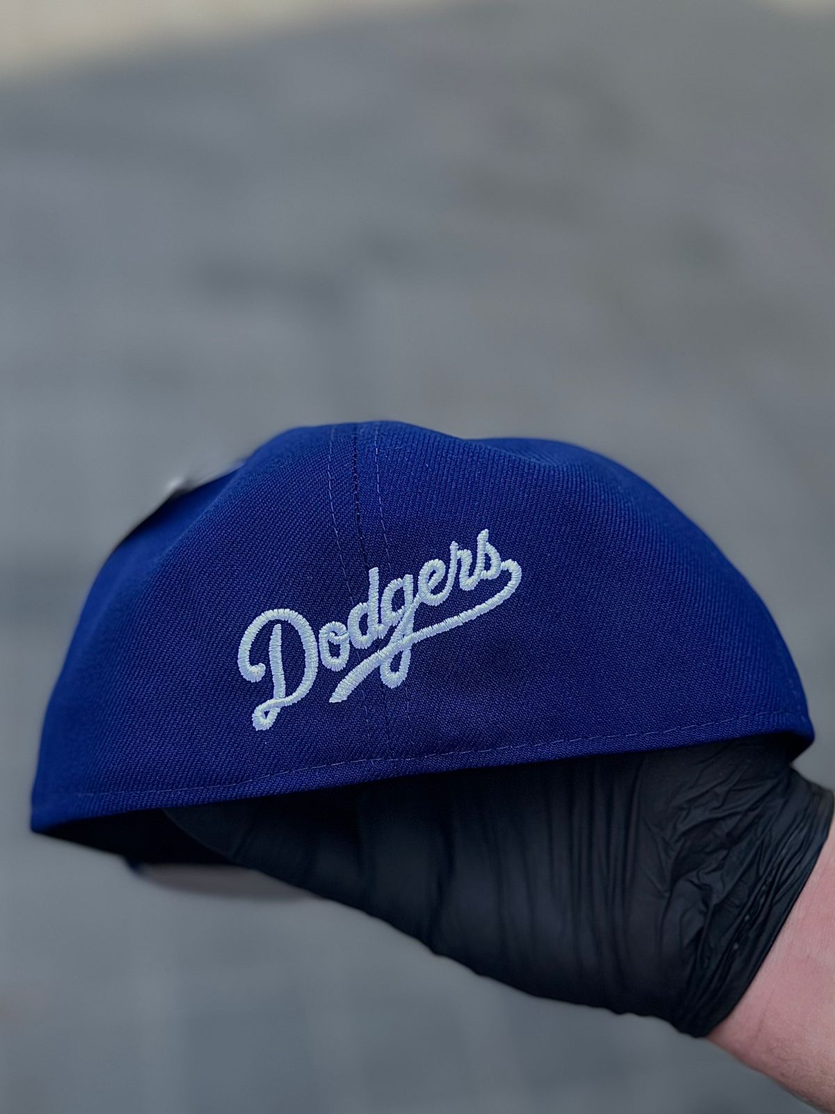 Los Angeles Dodgers New Era Overlap 59FIFTY Fitted Hat - Royal. (Fitted cap).